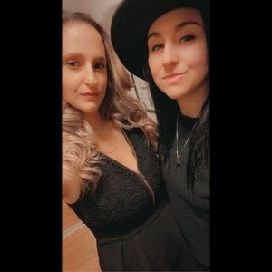 Meet your Posher, Chloé